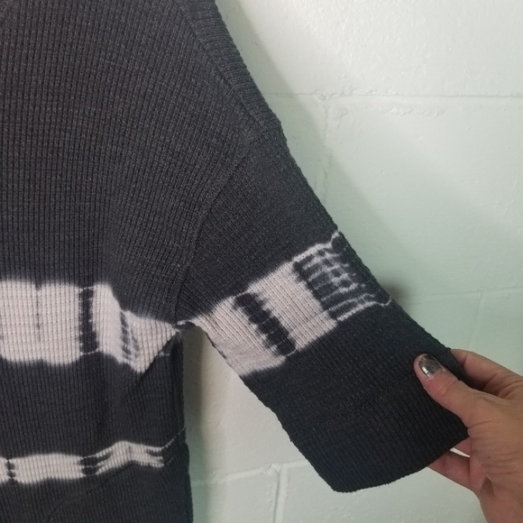 Free People gray canyon tie dye tunic thermal - Picture 10 of 11